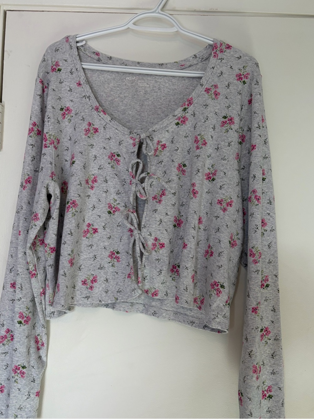 Aerie Gray Floral Lace-Up Long Sleeve Top - Women's